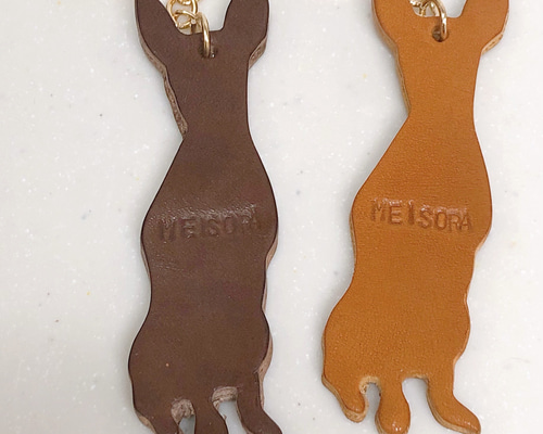 ミニチュアピンシャー 名入れ 本革 キーホルダー 栃木レザー 犬 いぬ