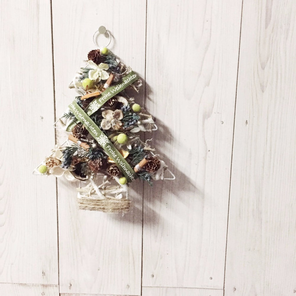 クリスマス・ツリー型❀壁掛け　green 3枚目の画像