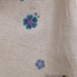 受注制作✳︎手描き染め✳︎花と水玉 差し色 日本製リネンスカート 5枚目の画像