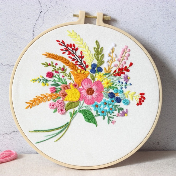 24花模様　花柄刺繍キット　お花シリーズ　刺繍作成キット　刺繍作成セット 1枚目の画像