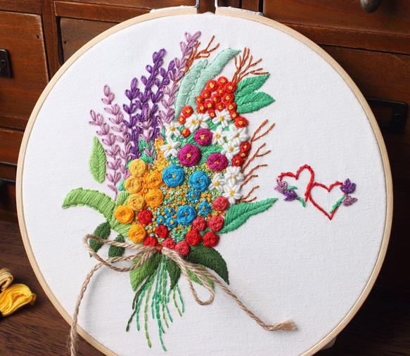 26花模様　花柄刺繍キット　お花シリーズ　刺繍作成セット　刺繍作成キット 1枚目の画像