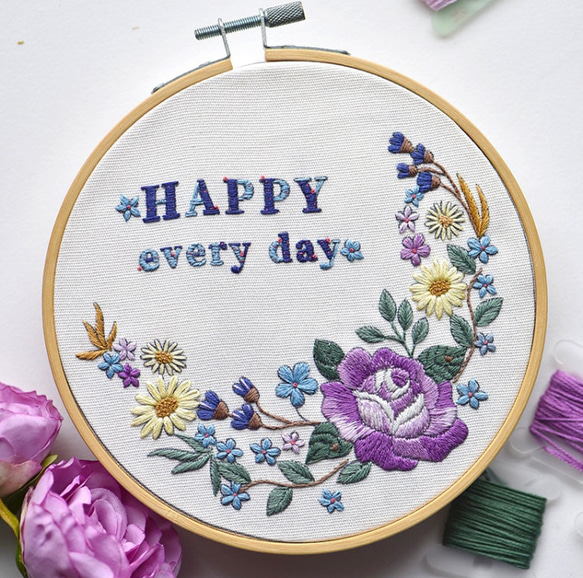 86お花柄飾り 鈴花柄刺繍キット お花シリーズ 刺繍作成キット
