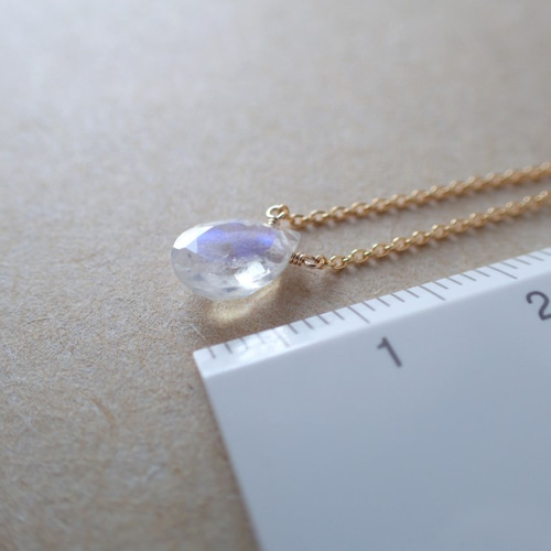 14kgf＊レインボームーンストーン ファセットカット ネックレス