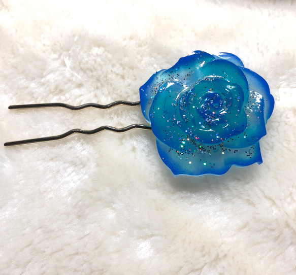 花型ヘアゴム  コバルトブルー×ミントグリーン　バラ 3枚目の画像