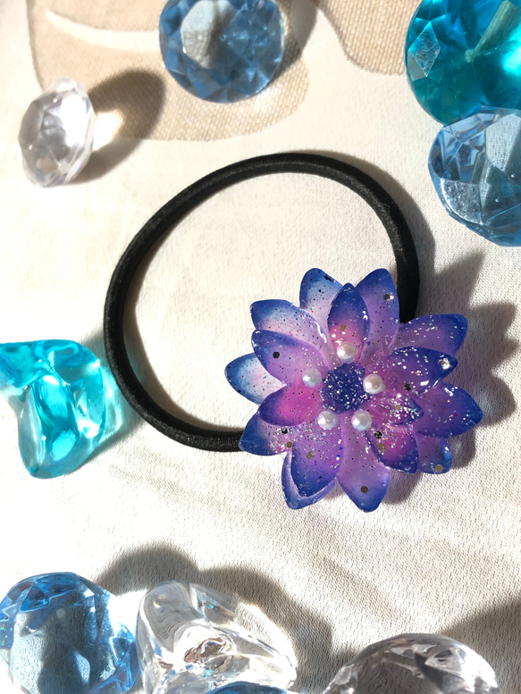 花型ヘアゴム 紺×ピンク　かんざし　ヘアピン 2枚目の画像