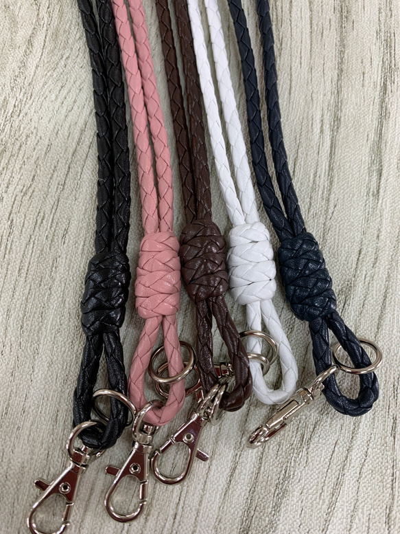 ストラップ用編み紐❣️ 賢く