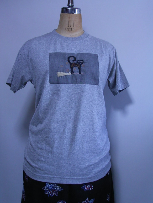 半袖Tシャツcat刺繡グレー　 2枚目の画像