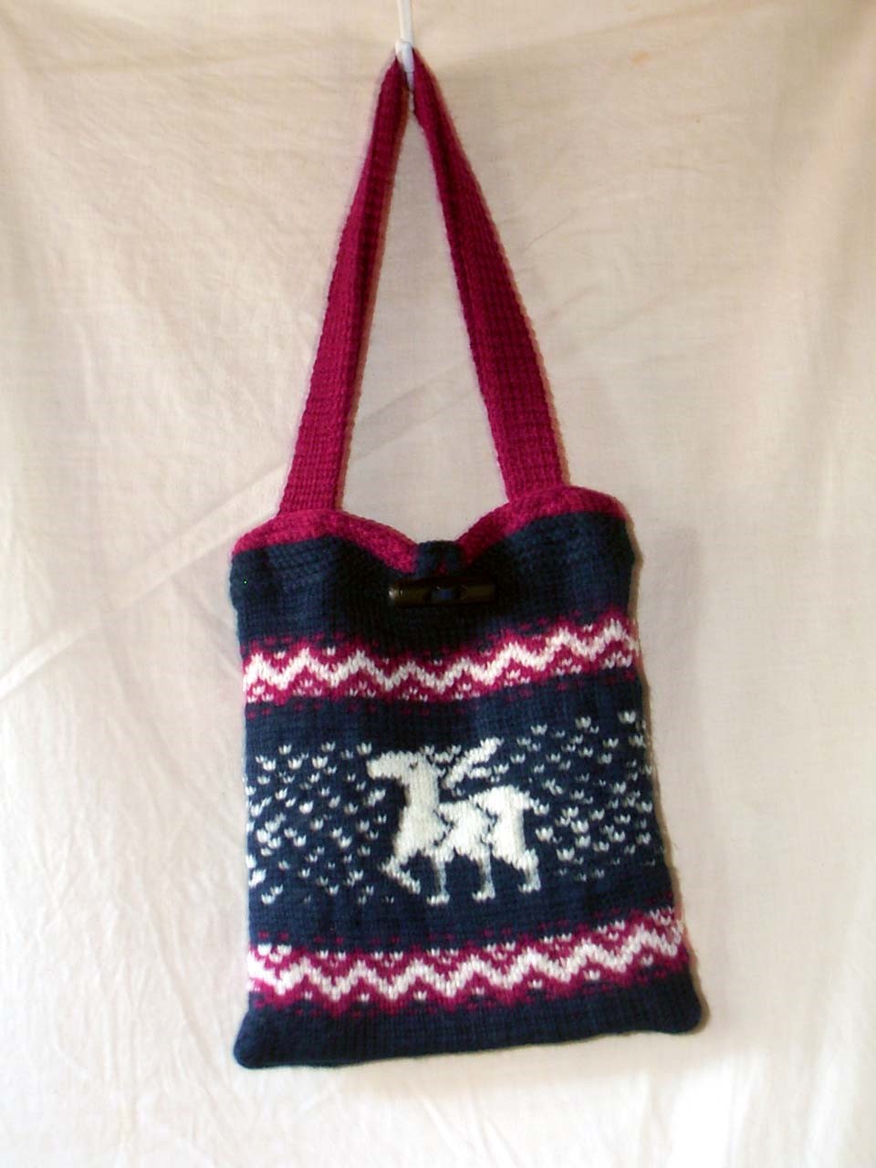 トナカイの手編みバッグ