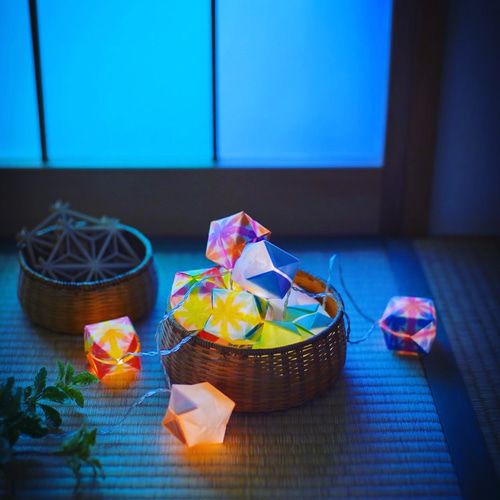 和紙のガーランドライト：Hanakago (LED12球) スタンドライト