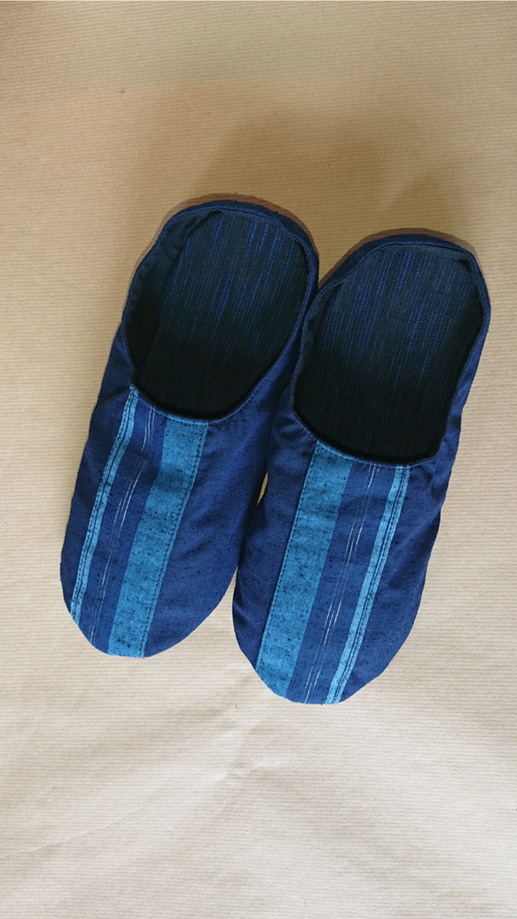 スリッパ(巾着袋付き)久留米織り紺色目 1枚目の画像