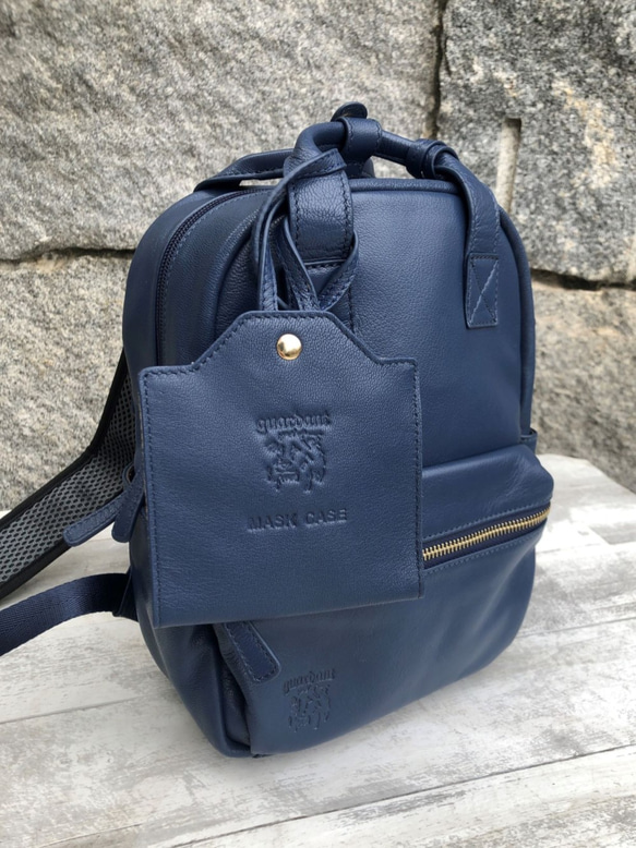 【50％OFFセール実施中】マスクケース付き ころんとミニリュック（本革）レザーリュック NAVY 2枚目の画像