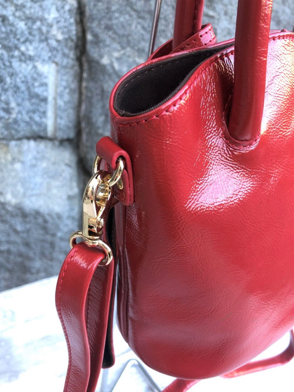 セール60％OFF【マスクケース付き】mini BUCKET BAG　エナメルレザーショルダーバッグ（本革）RED 7枚目の画像