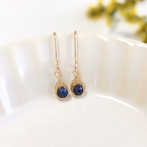 No.101◆天然石ピアス♡天然無着色ラピスラズリAAA♡ワイヤーラップ♡薔薇 つけっぱなしOK！ラピスラズリ ピアス AAA宝石質 サージカルステンレス