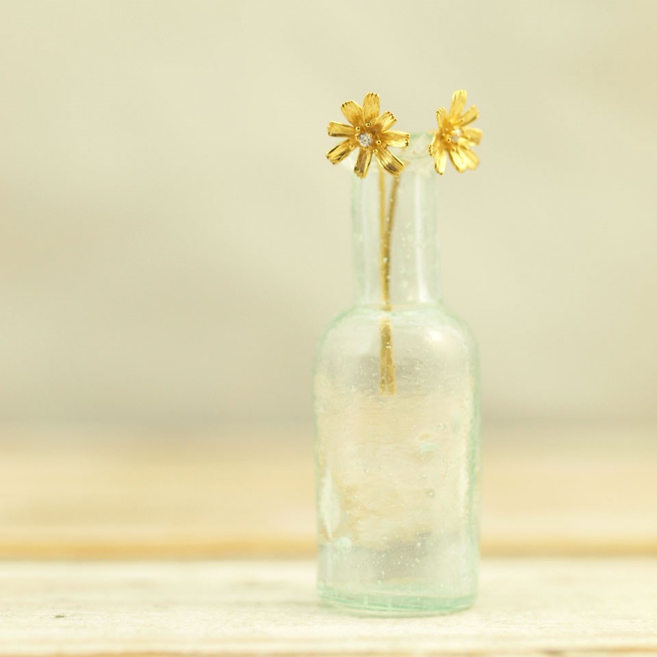 地上8ｃｍの青空