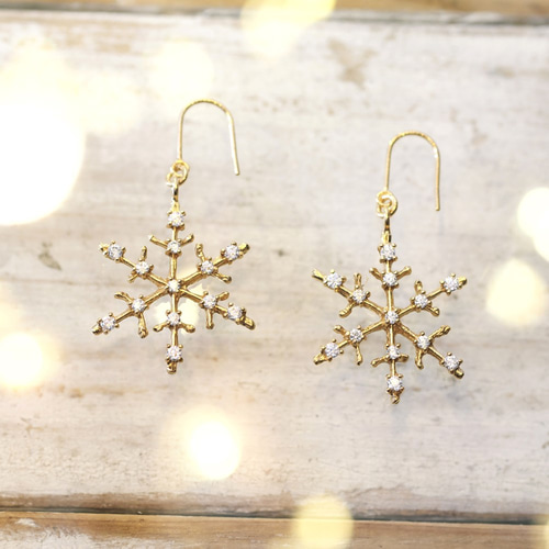 雪の結晶ピアス / イヤリング ○Creema限定 ○石付き ○k18メッキ