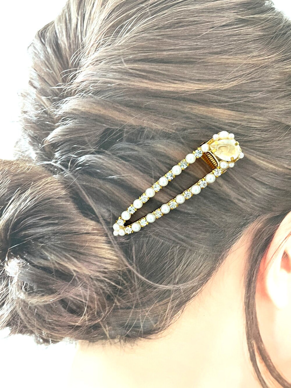 キラキラ⭐︎ビジューパールヘアクリップ 1枚目の画像