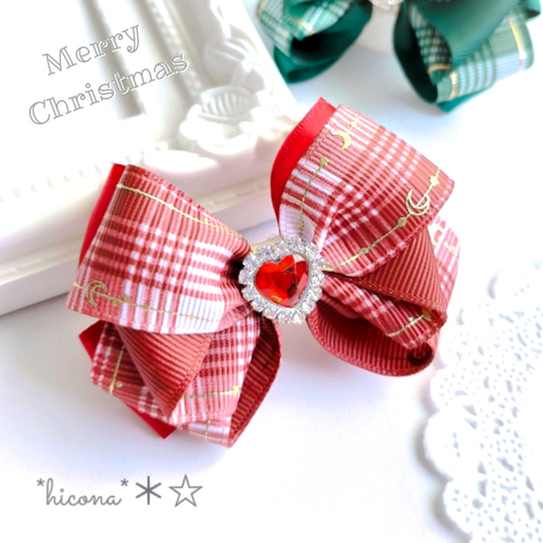 【T-529】クリスマスカラーヘアリボン　キッズリボン　ヘアゴム　ハンドメイド T-529】クリスマスカラーヘアリボン キッズリボン ヘアゴム ハンドメイド