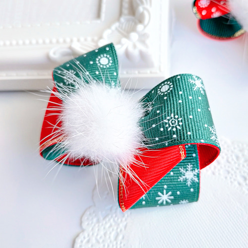 ノゾミ様handmade♡雪の結晶&星カボション ツイードリボンヘアクリップ ノゾミ様handmade♡雪の結晶&星カボション ツイードリボンヘア