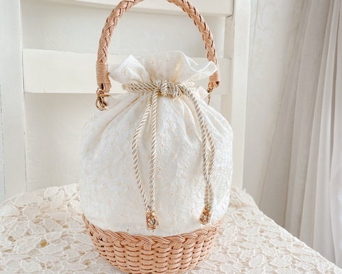 1_24c230a54f059fc3680bb97dc501