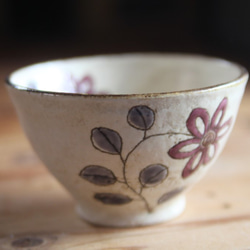 ごはん茶碗　紫の花 1枚目の画像