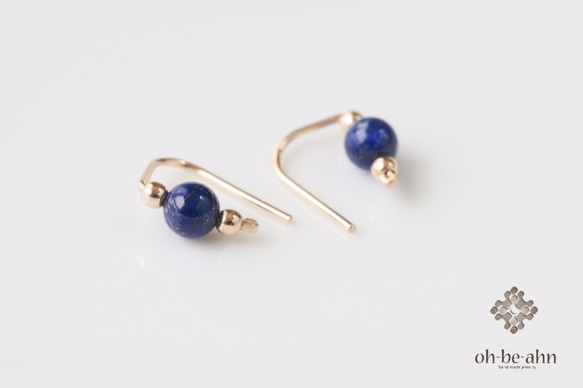 ラピスラズリ『天然石の小さな1粒 2way ピアス- dainty 』&イヤリング　14KGF シルバー925 1枚目の画像