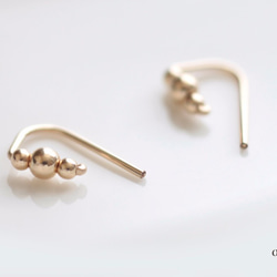 14kgf Gold  beads 『　ゴールドの 小さな 2way ピアス - dainty』 1枚目の画像