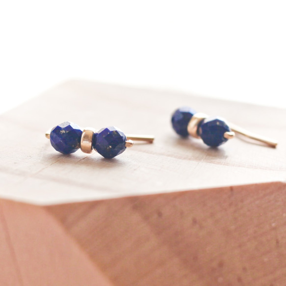 ラピスラズリ14KGF Cut『天然石の2粒 ２wayピアス-Twins 』　 1枚目の画像