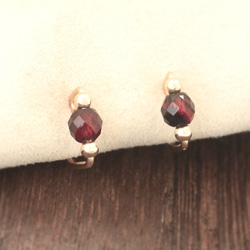 ガーネット Earrings 「天然石の小さな 1粒イヤリング- dainty -」 14KGF 6枚目の画像