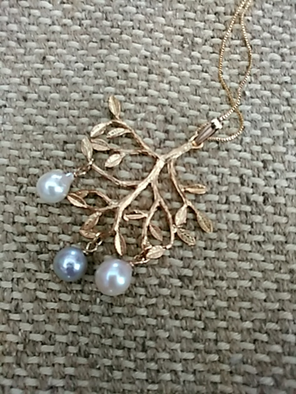 値下げ オリーブの木にあこや真珠ネックレス 2枚目の画像