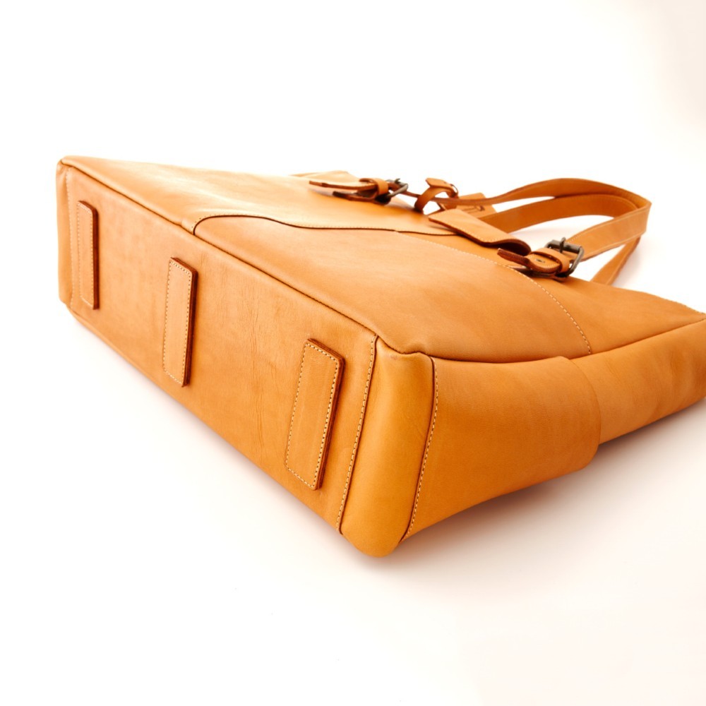 トートバッグ 本革 A4サイズ 通勤 ビジネスバッグ レディース ノートPCが入るインナーバッグ付き【キャメル】