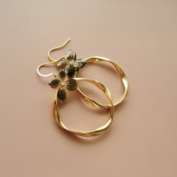Shell flower ＆ Gold ring 5枚目の画像
