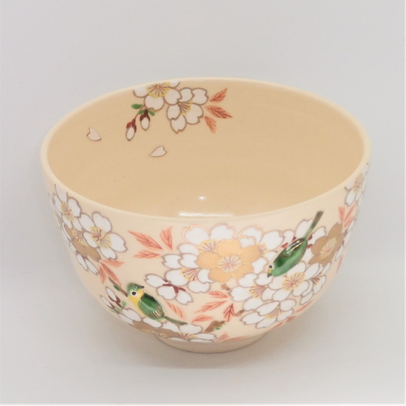 "PUKKURI"茶盌「桜にメジロ」京焼・清水焼　京都　伝統工芸品　清水焼　さくら　桜　鳥　目白　抹茶盌 3枚目の画像