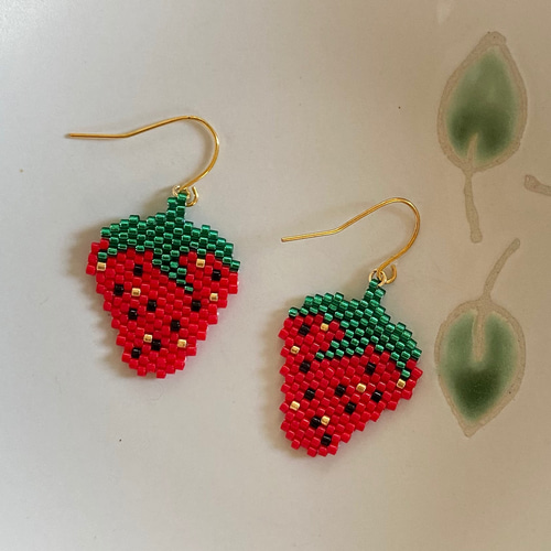 あーもんど♡☆デリカビーズピアス12点 あーもんど♡様専用☆デリカビーズピアス12点 アクセサリー デリカ