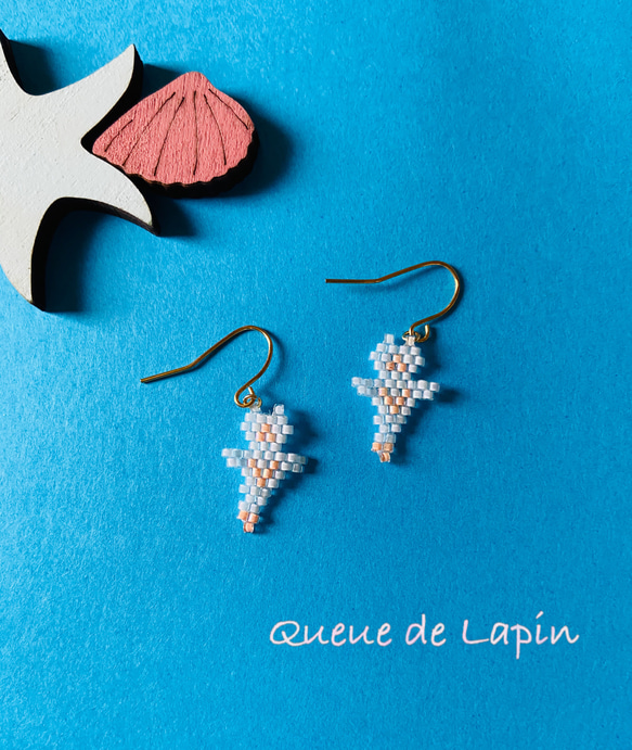 デリカビーズの海の生き物ピアス＊クリオネ ピアス（フック・チェーン