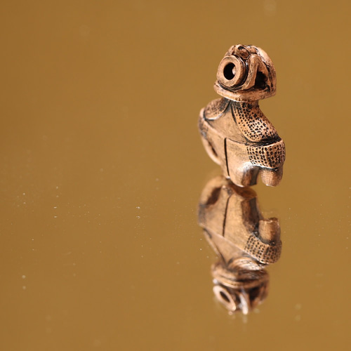 ネコのような黒駒土偶 ペンダントミニオブジェ (659-321) ネックレス