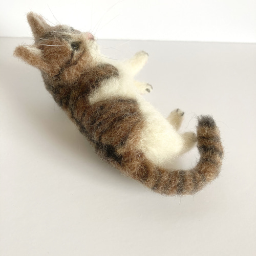 受注商品♪mia♪ sサイズ キジ白猫 猫 ハンドメイド 羊毛フェルト 羊毛 ...