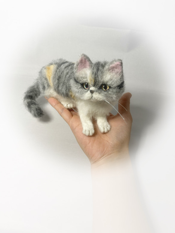 受注商品 mia 三毛猫　羊毛フェルト　ハンドメイド　置物 5枚目の画像