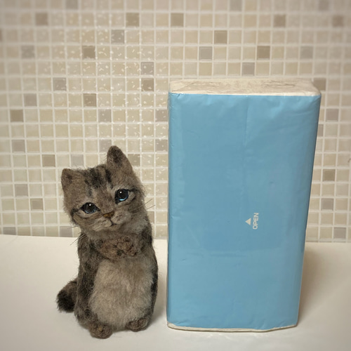 サンプルページ キジトラ 子猫 お願いポーズ 羊毛フェルト ハンドメイド