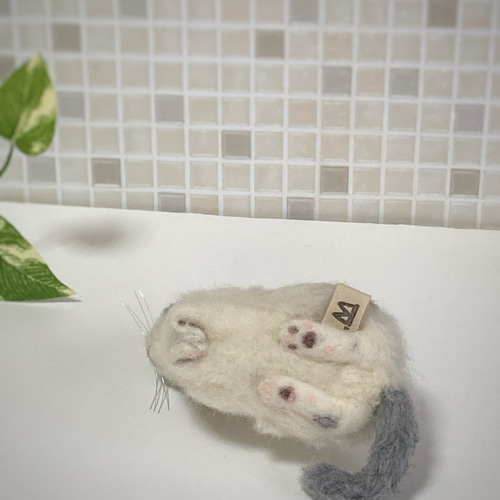 mia オーダーサンプルページ 猫 さば白 羊毛フェルト