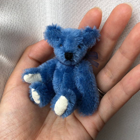 ハンドメイド　小さいテディベア　青目 ハンドメイド 小さいテディベア 青目 【公式通販】