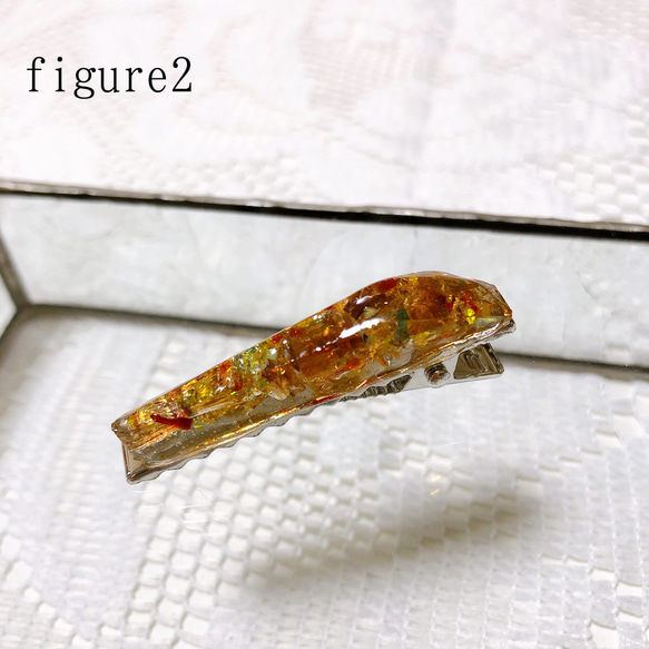ステンドガラス細長鉱石のヘアークリップ・amber ore 3枚目の画像