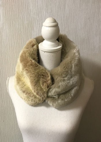 vintageCHANEL ラビットファー　ネックウォーマー　マフラー vintageCHANEL ラビットファー　ネックウォーマー　マフラー
