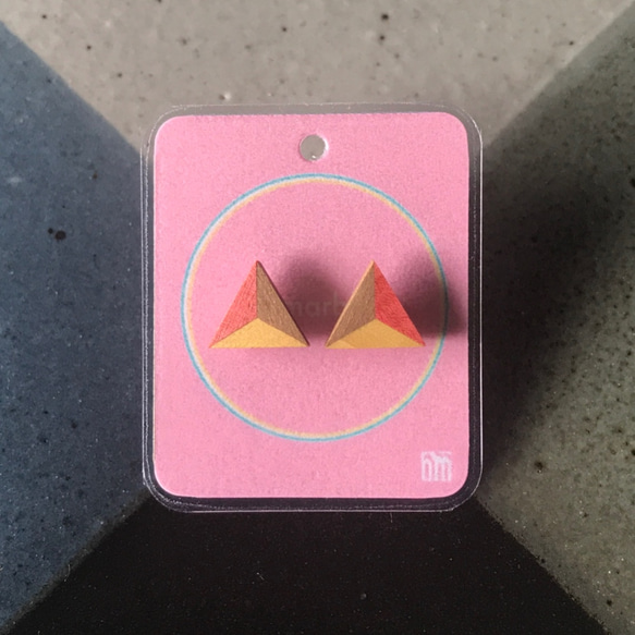 鑲嵌耳環 [三角形]<gry× pnk × yel > 第2張的照片