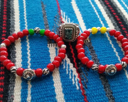 ホワイトハーツ ペア ブレスレット ネイティブ ハンドメイド インディアン ビーズ アクセサリー シルバー925 ブレス ブレスレット・バングル(メンズ) Gravy66 通販|Creema(クリーマ) 9752040 ホワイトハーツ ペア ブレスレット ネイティブ ハンドメイド インディアン ビーズ アクセサリー シルバー925 ブレス ブレスレット・バングル(メンズ) Gravy66 通販|Creema(クリーマ) 9752040