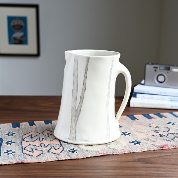 ピッチャー・花瓶（茶ライン）Tall 1枚目の画像