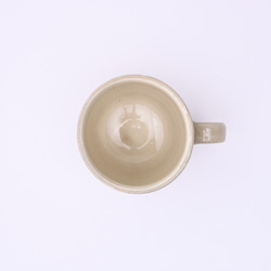 たっぷりマグカップ（白い小花） 3枚目の画像