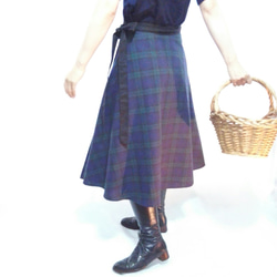 ミモレ丈　ブラックウォッチ巻きスカート　リネンコットン 2枚目の画像