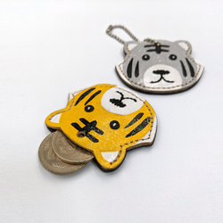 Tiger Pochi Charm 可容納約 2 500 日元硬幣的緊急錢包吊飾 Tiger (Tora) 第2張的照片