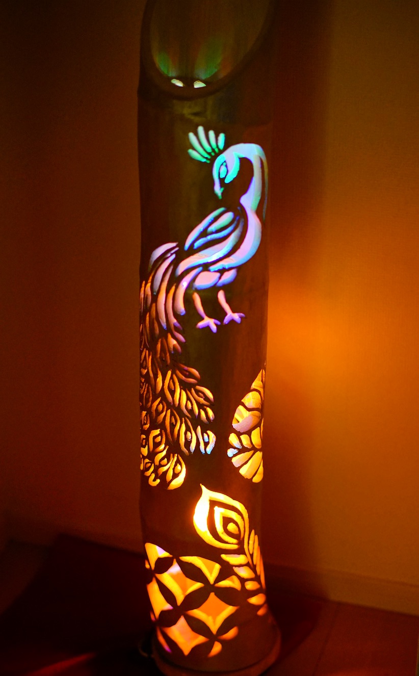 竹灯籠　シルバー　〜〜孔雀〜〜　　揺らぎ炎の灯り　コンセント・電池式両方可