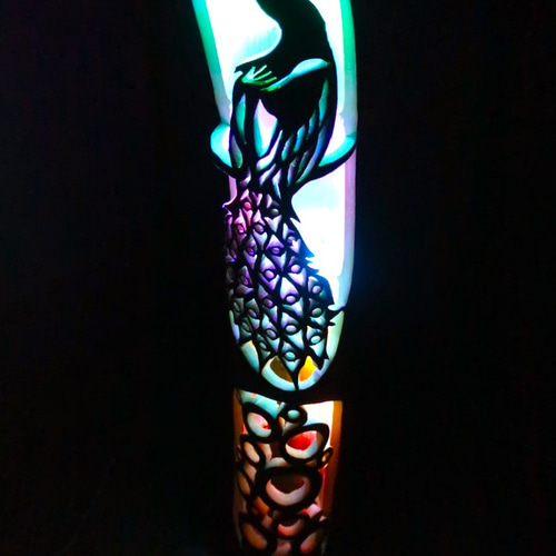 竹灯籠　シルバー　〜〜孔雀〜〜　　揺らぎ炎の灯り　コンセント・電池式両方可 竹灯籠 シルバー ～～孔雀～～ 揺らぎ炎の灯り コンセント・電池